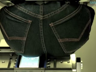 Samsung Proves Its Robot Butts Are Better Than Apple’s in Hilarious Phone Bend Test Demonstration